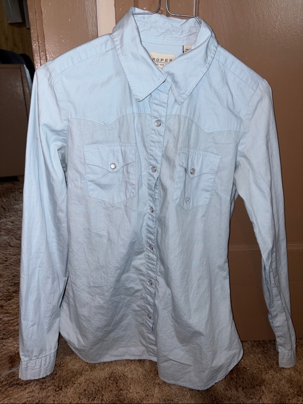 Women’s Roper Light Blue Button-Down Western Shirt size small